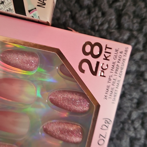 Press On Nails New! - Picture 2 of 4